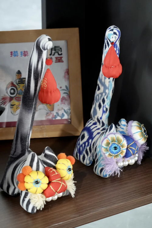 當(dāng)非遺布老虎來到新疆,讓我著了迷