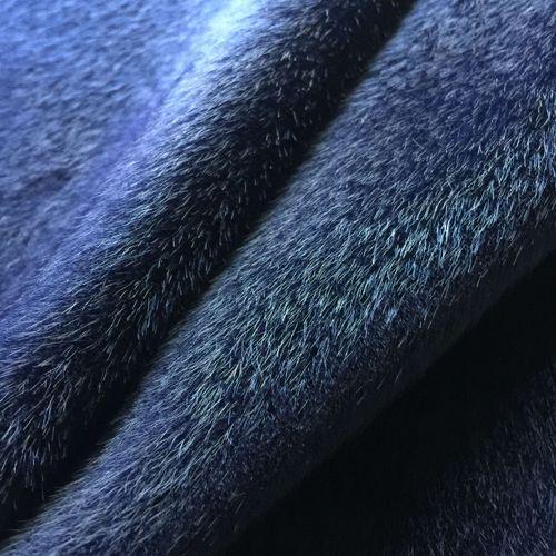 立體長毛植絨工藝在服裝設(shè)計(jì)中的應(yīng)用